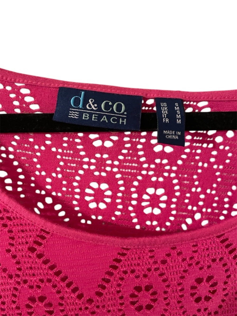 D & Co. Beach Fuchsia Crochet Short-Sleeve Tunic with Drawstring Sides. NWOT! - Picture 3 of 3